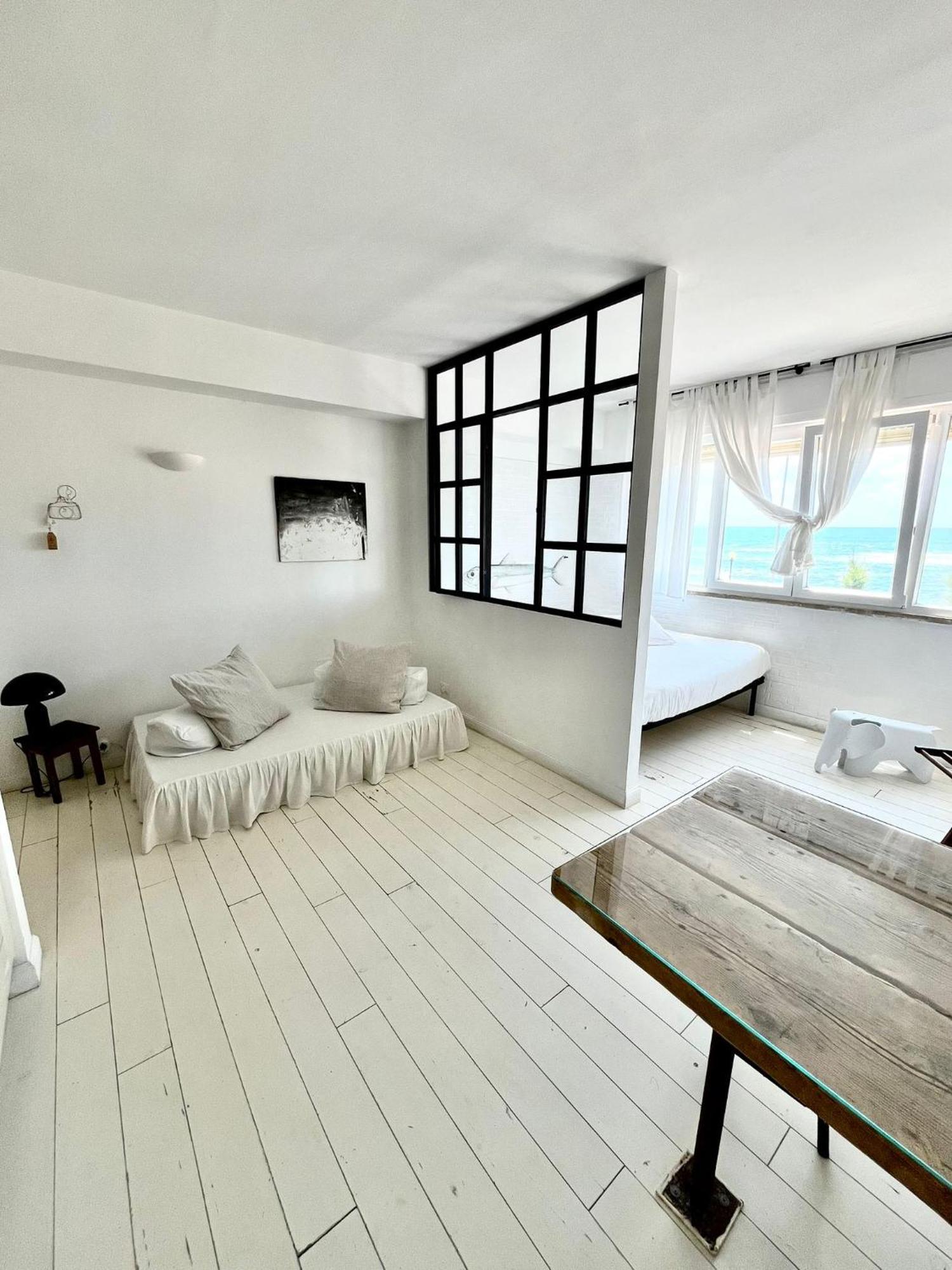 شقة Sunset Loft ليفورنو الغرفة الصورة